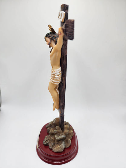 Crucifix with base