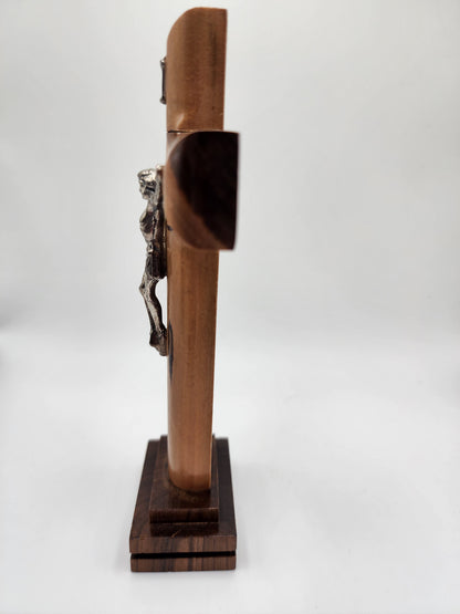 Crucifix with base